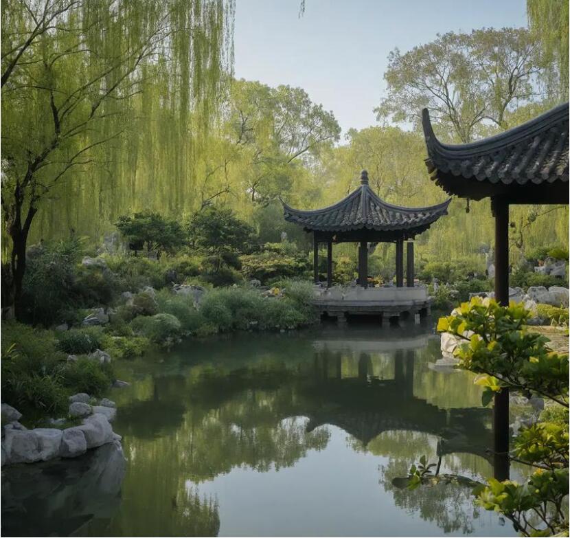 雨花台区夜白房地产有限公司